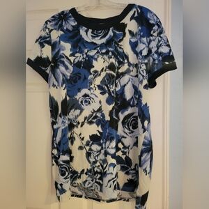 Lularoe blue and black tee